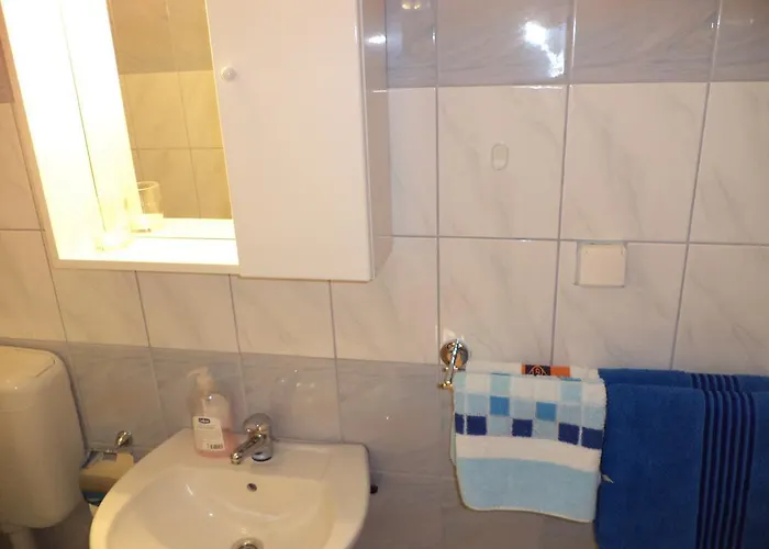 招待所 阿巴客房公寓 3*