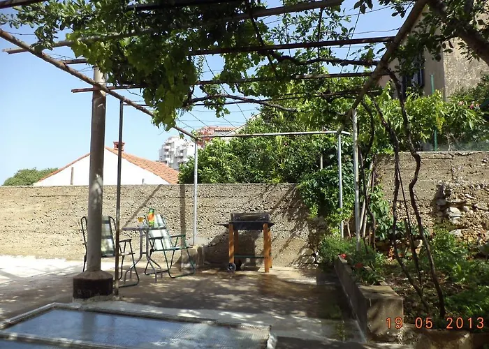 招待所 阿巴客房公寓 3*